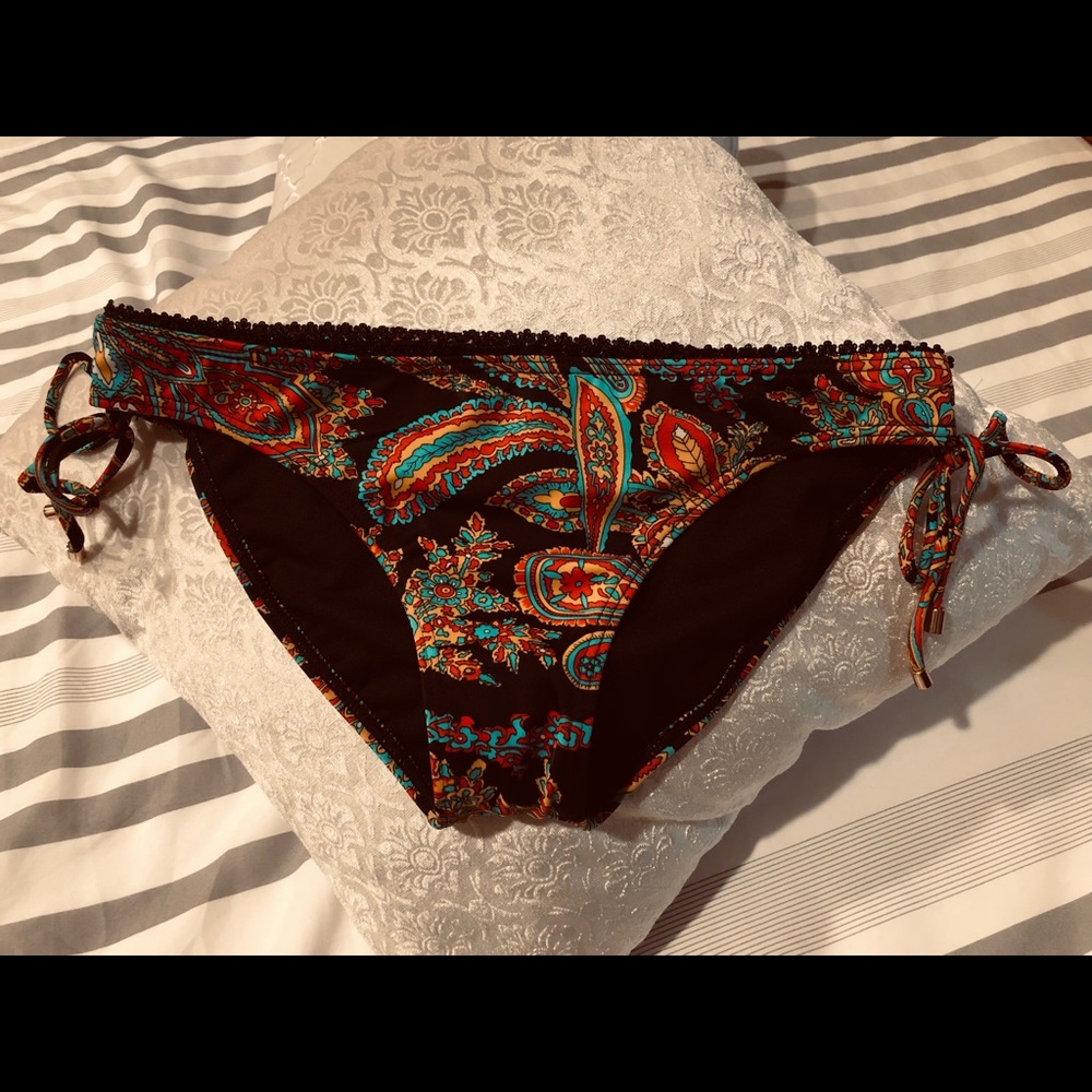 🌊 Billabong Bikini Bottom NWOT
